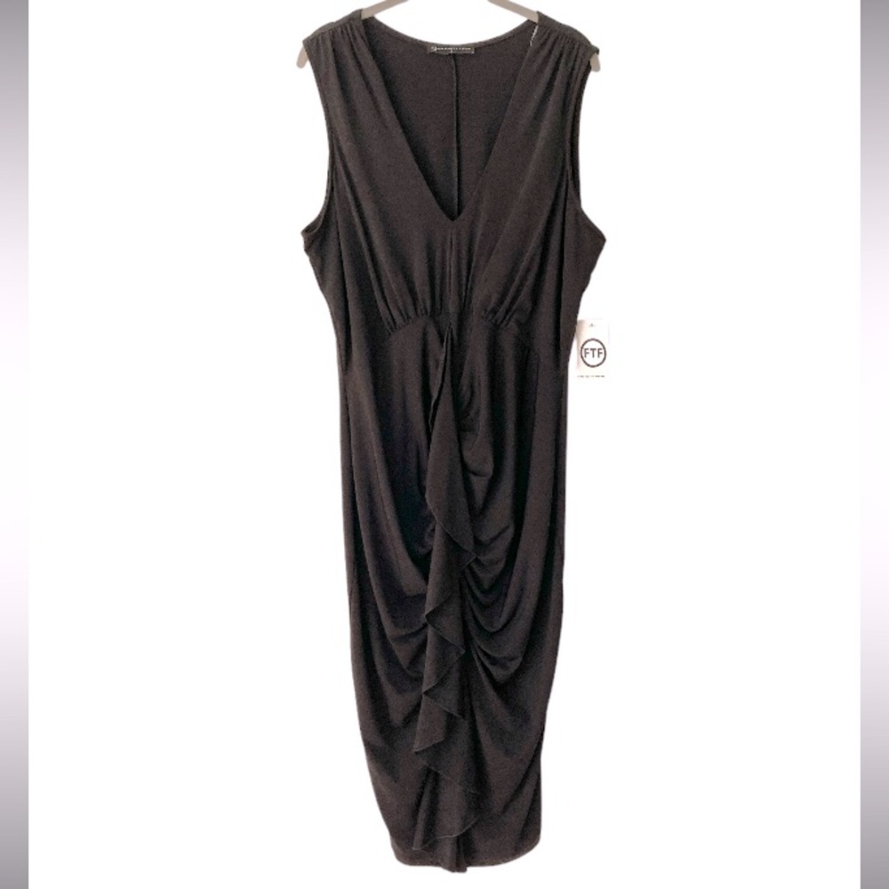 NWT Fashion To Figure Deep V Ruffle Front Black Dress Sz:1X - Picture 1 of 6